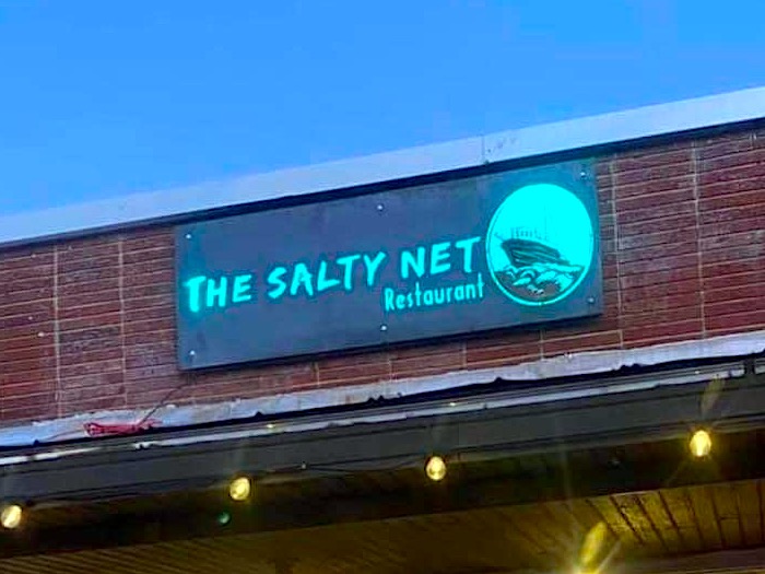 The Salty Net Restaurant Sign